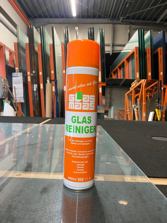 Unser Premium-Glasreiniger (Frontseite) in unserer Produktion